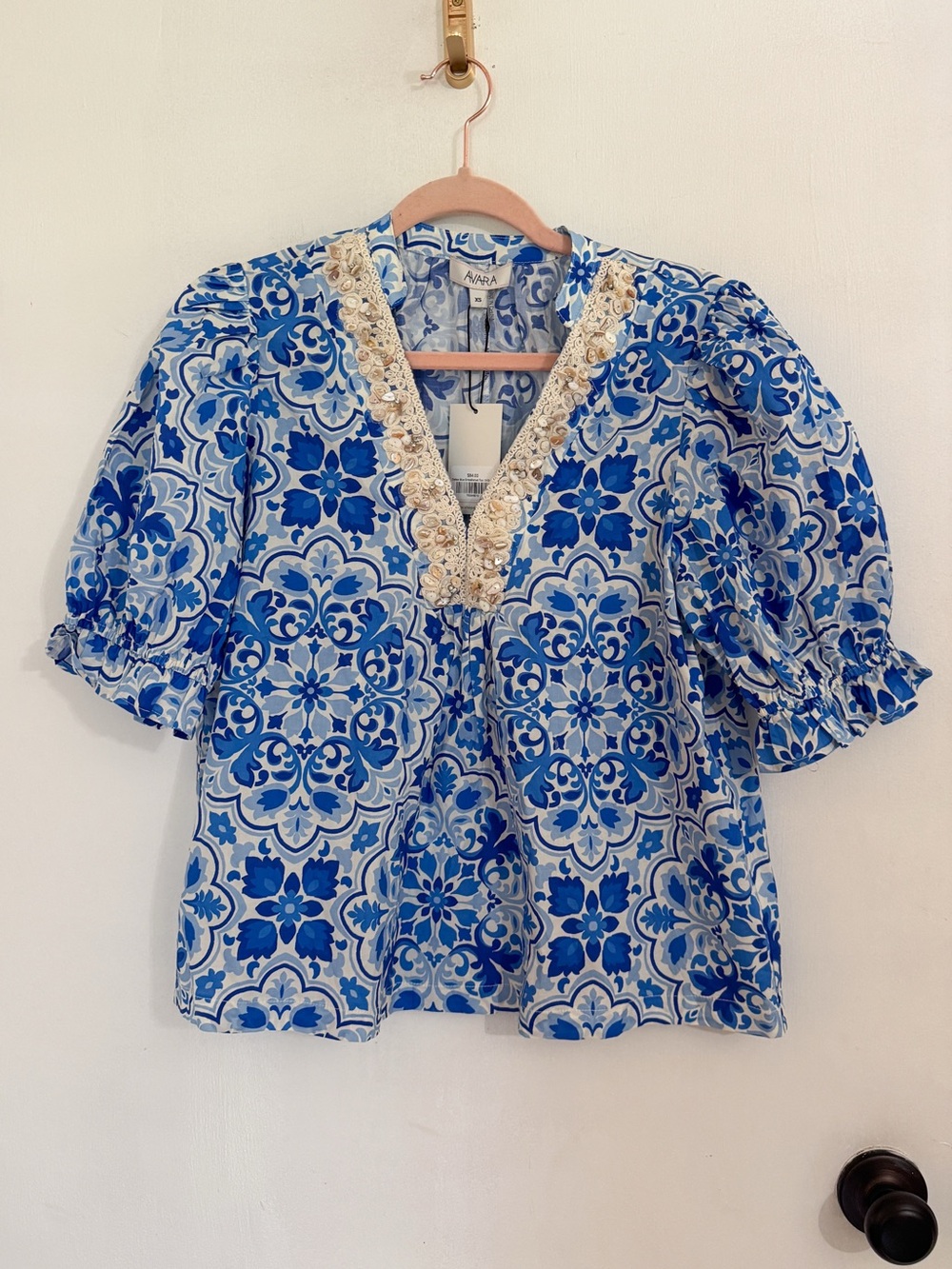 Avara Delise Blue Embellished V-Neck Puff Sleeve Blouse Top Greecian NWT XS - Picture 6 of 10